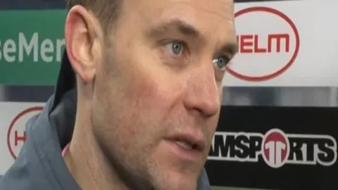 塞内加尔梦之队集结亮相，雅克松领航，姆巴耶与马马杜-萨尔闪耀全新阵容