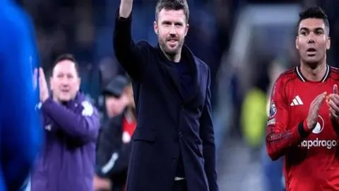 “替补出奇制胜，凯恩高速低射破网，德甲神锋榜单再添辉煌之作！”