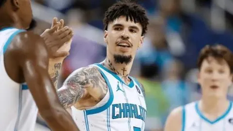 卡里克点评：舍什科自信出色，库尼亚防守稳固，拉门斯冷静应战